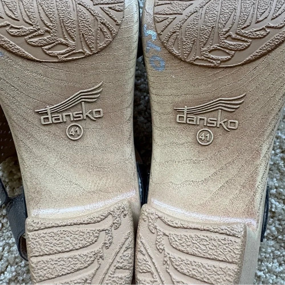 Dansko chic sandals